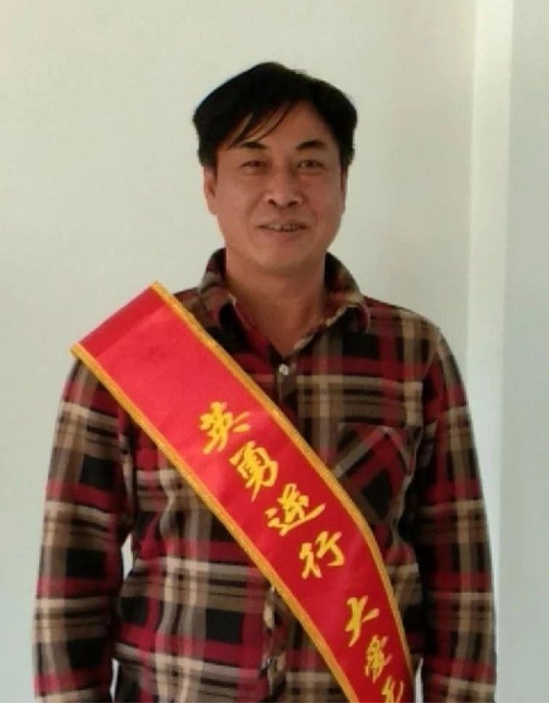 严仕超：抗疫路上最美的“逆行者”