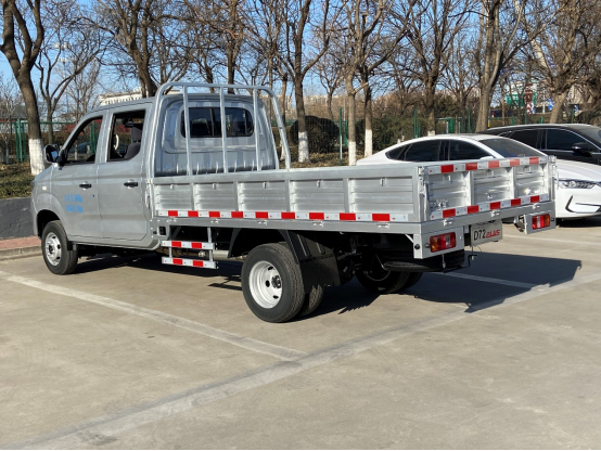 东风小康D72PLUS新车！最多可装11 m³，超级物流小轻卡有哪些升级？