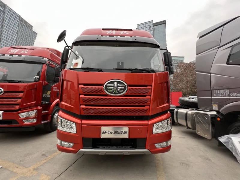 60马力J7、全新平台J6G将上市、换电J6P亮相！解放2023年会61款展车提前看"