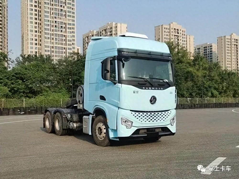 最大600马力！陕汽全新外观牵引车亮相