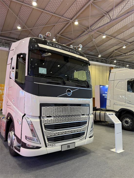 安全、高效、舒适！沃尔沃卡车全维实力领航，驱动TIR 运输高质量跃升